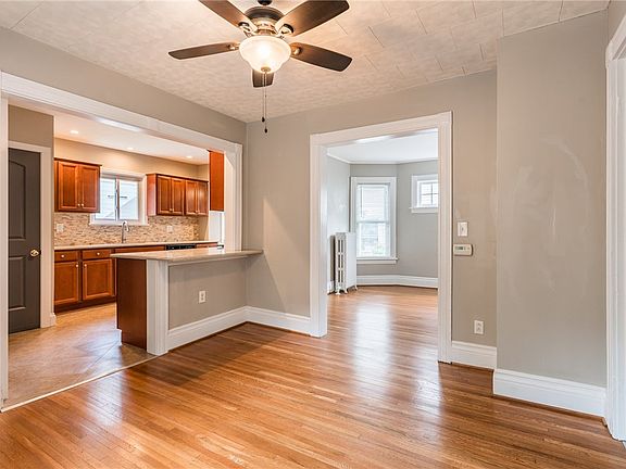 2nd image of 5 Rosedale St