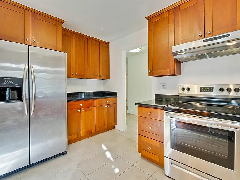 928 Wright Ave #303 — Photo 3