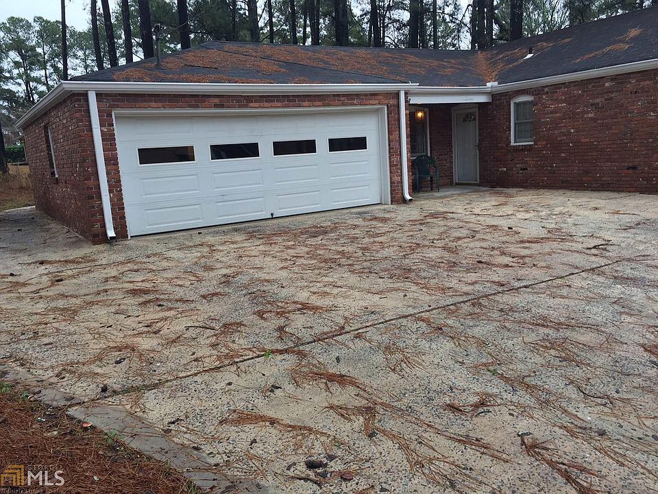 2nd image of 2693 Lantern Ln