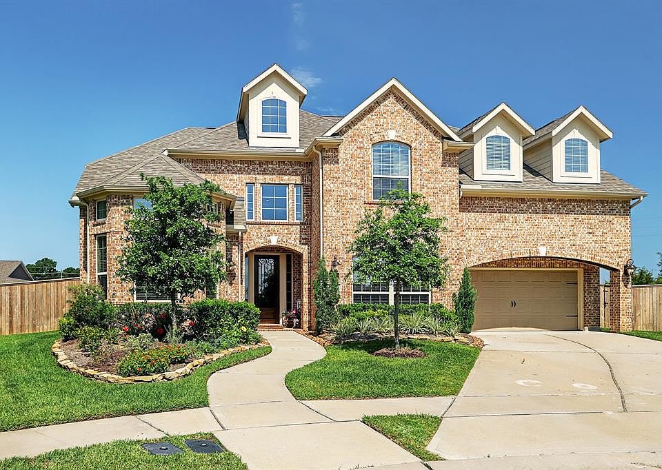 1st image of 13630 Butterfly Bush Ln