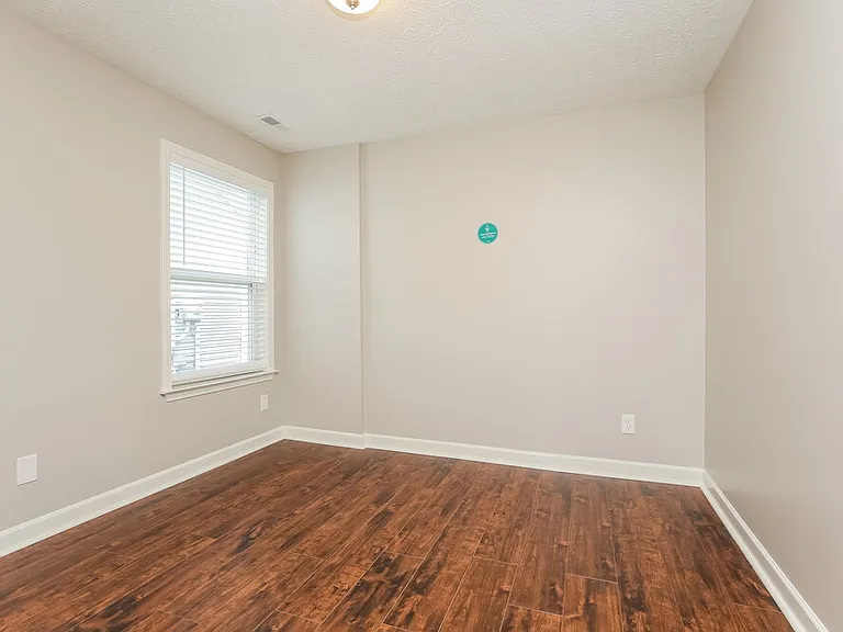 1632 Beaconcrest Cir — Photo 14