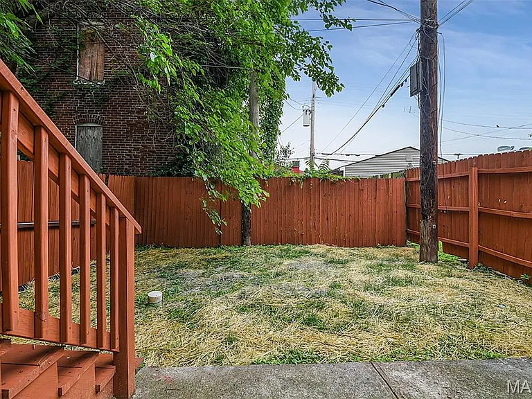 4629 Washington Ave — Photo 16