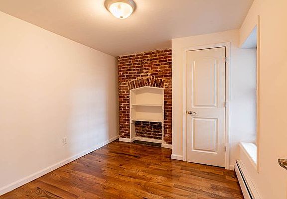 4th image of 1091 Herkimer St #1LL