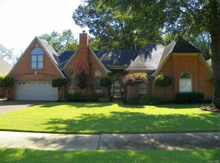 1094 Sugar Ln, Collierville, TN 38017