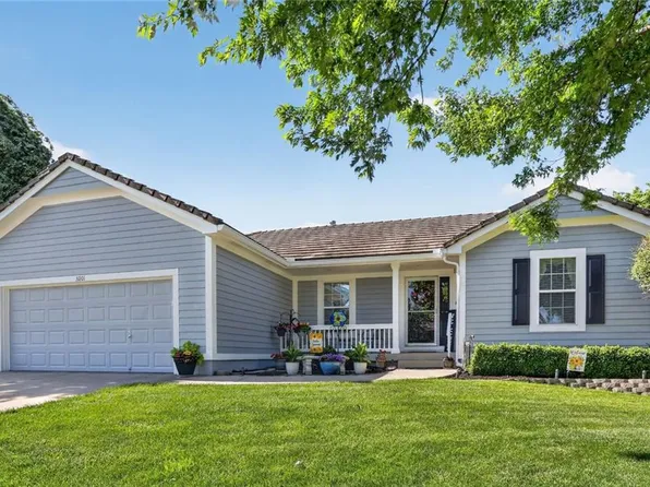 31101 W 170th St, Gardner, KS 66030