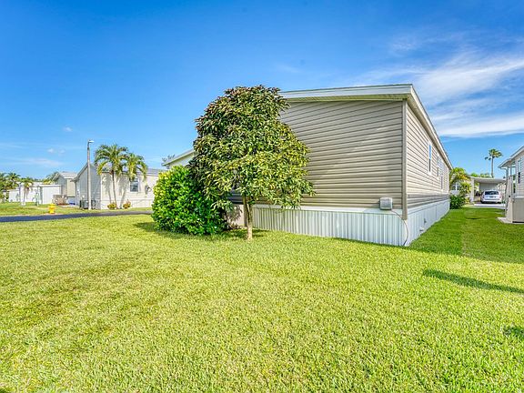 5th image of 22 Jasmine Ln #12-8