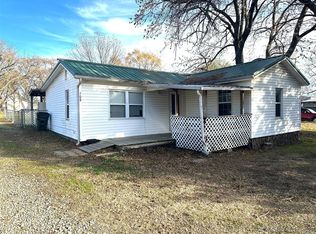 108 Antes St, Henryetta, OK 74437
