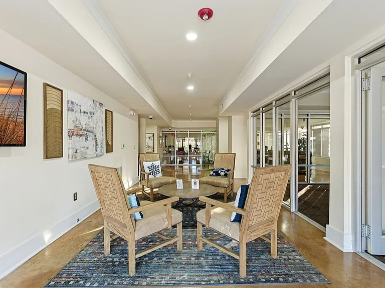 Siena Leasing Center