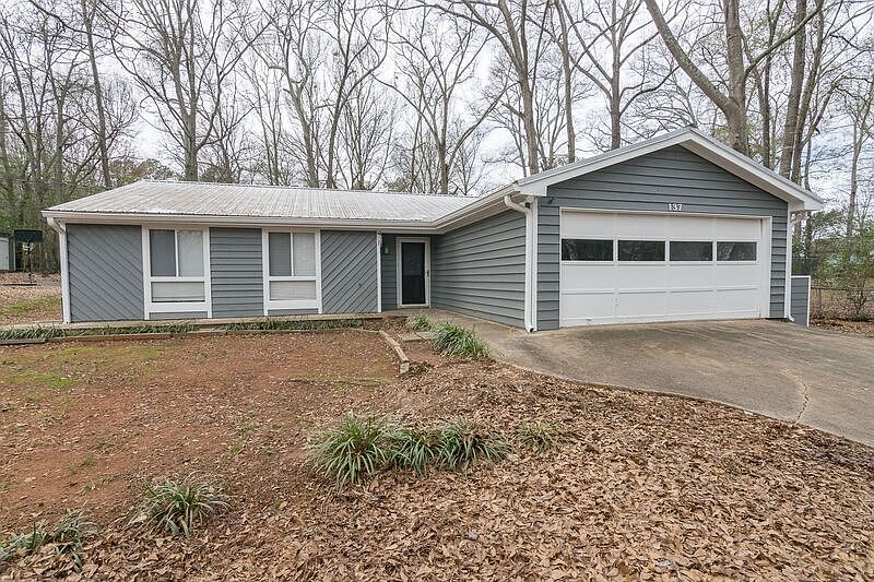 1st image of 137 Hight Dr