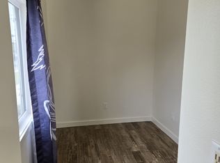 5700 S Van Ness Ave, Los Angeles, CA 90062