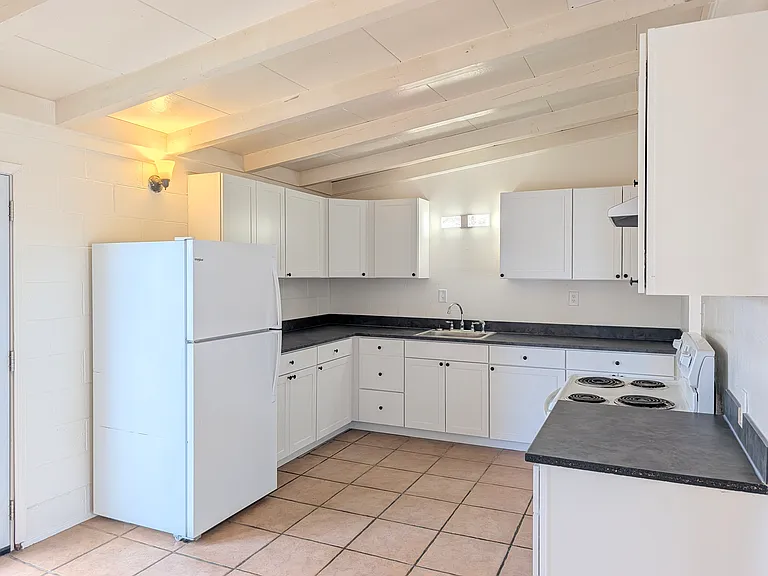 253 Carson Way — Photo 5