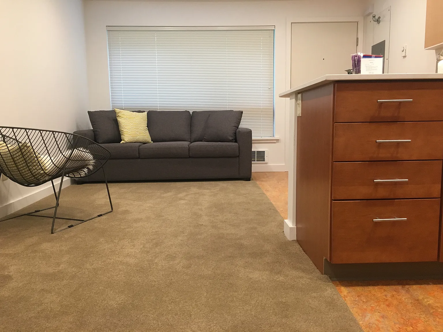 1 bed, 370 sqft, $1,545 — Photo 2