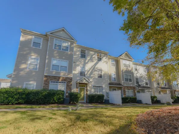 1220 Canyon Rock Ct Unit 109, Raleigh, NC 27610