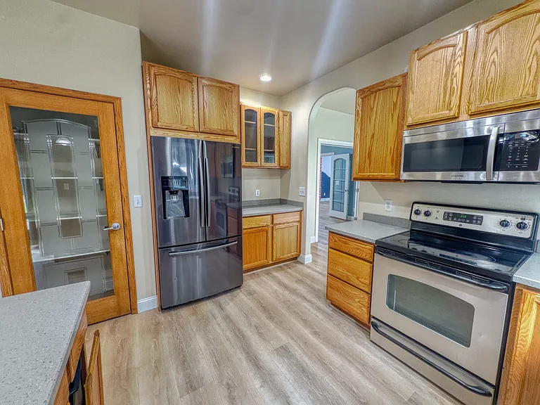 1850 Osborn Ct — Photo 9