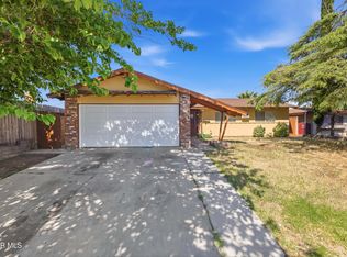 38447 2nd St E, Palmdale, CA 93550