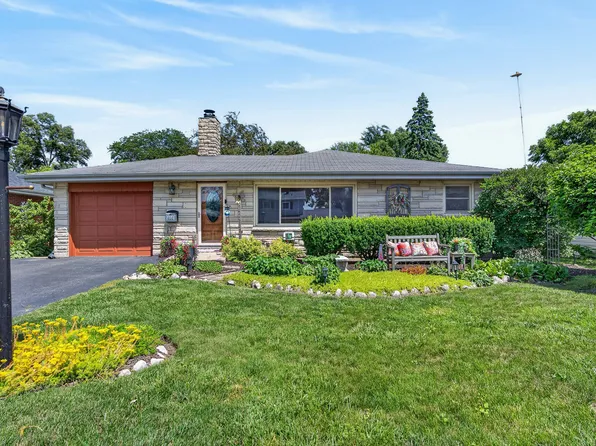 406 Brown St, Wauconda, IL 60084
