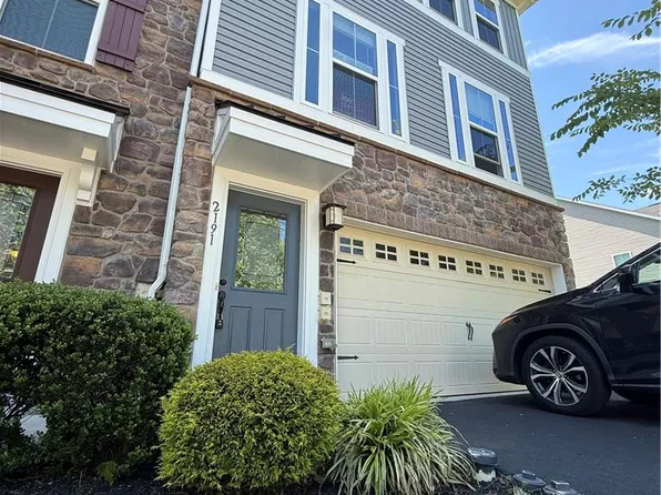 2191 Cook Dr, Easton, PA 18045