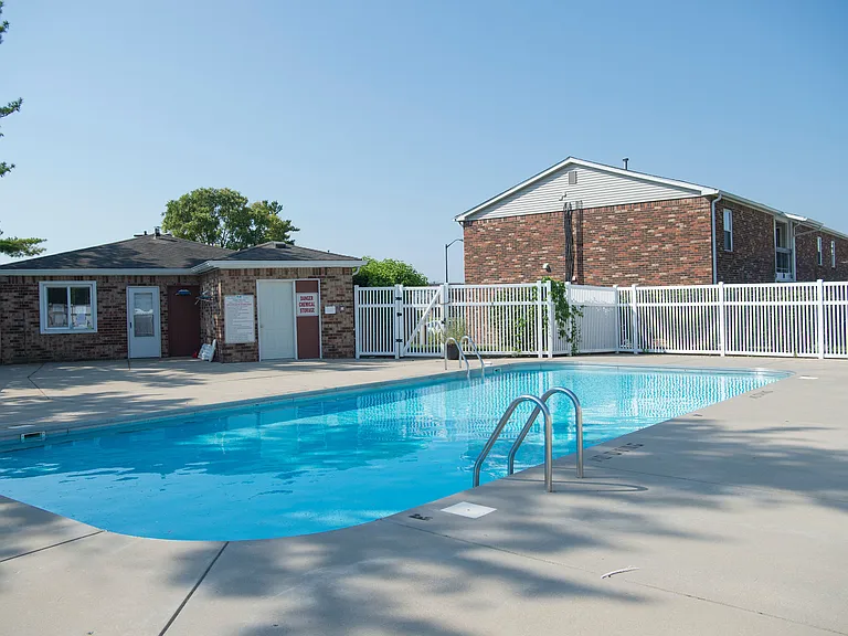 Fountain Lake Villas — Photo 21