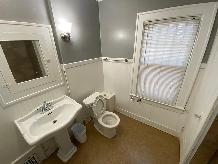 1122 Calvin Ave SE — Photo 13