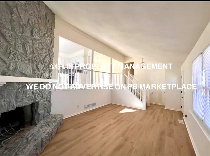 4 bed, 2.5 bath, 1670 sqft, $2,500 — Photo 3