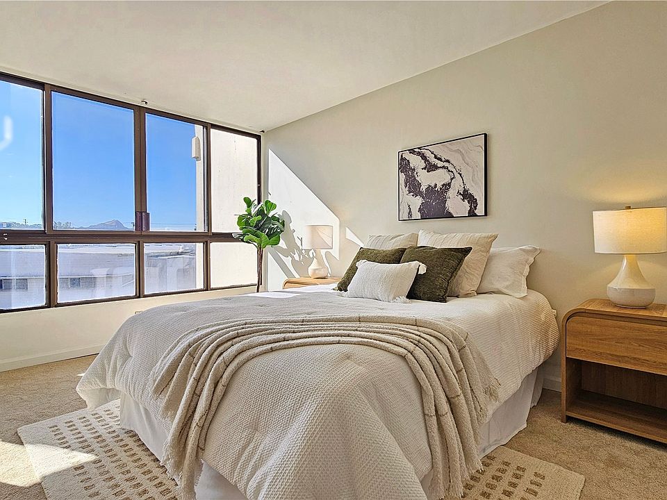 1st image of 3138 Waialae Ave APT 422