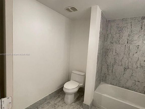 3rd image of 244 Biscayne Blvd APT 242