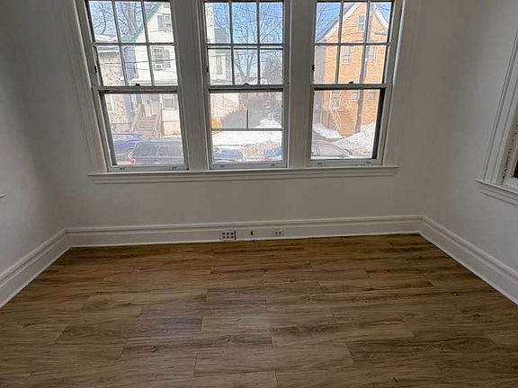 5th image of 17 Rich St Floor 1