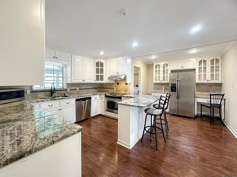 9537 Kevel Dr — Photo 6