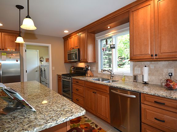 5th image of 28298 Burton Ln #1
