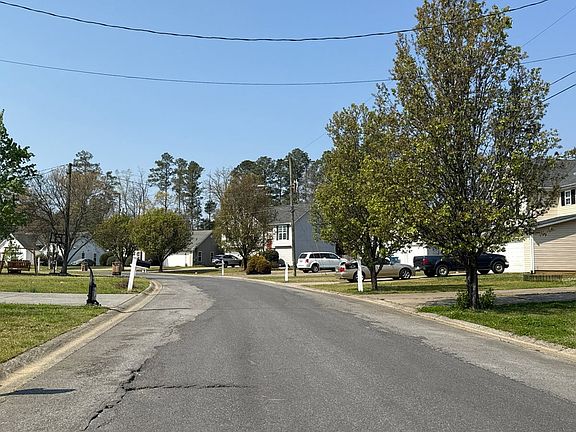 4th image of 49 Atwood Dr NW