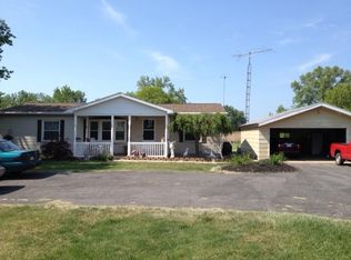 2653 E Harbor Rd, Port Clinton, OH 43452