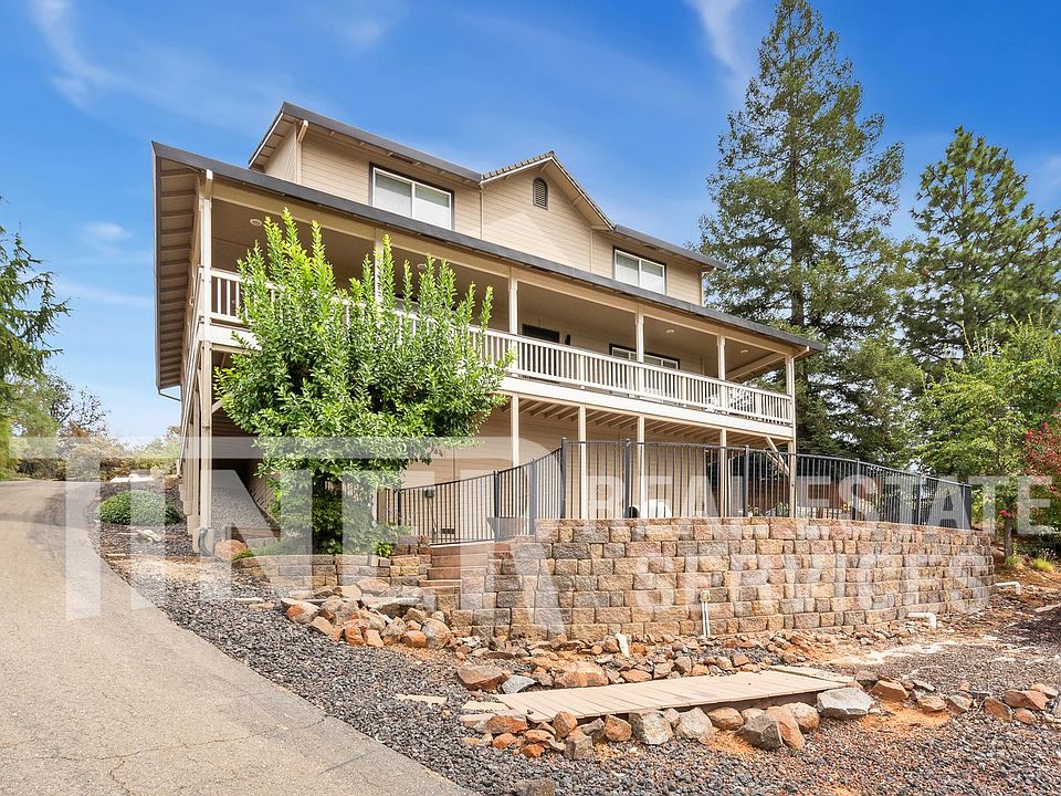 1st image of 3731 Valerio Dr