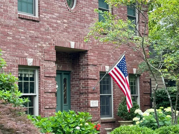 6045 Channel Dr, Columbus, IN 47201