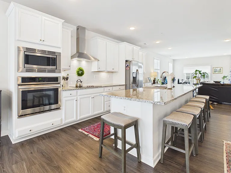 5931 Laurel Bed Ln #B — Photo 13