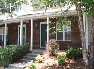 10822 Holly Ridge Blvd, Charlotte, NC 28216