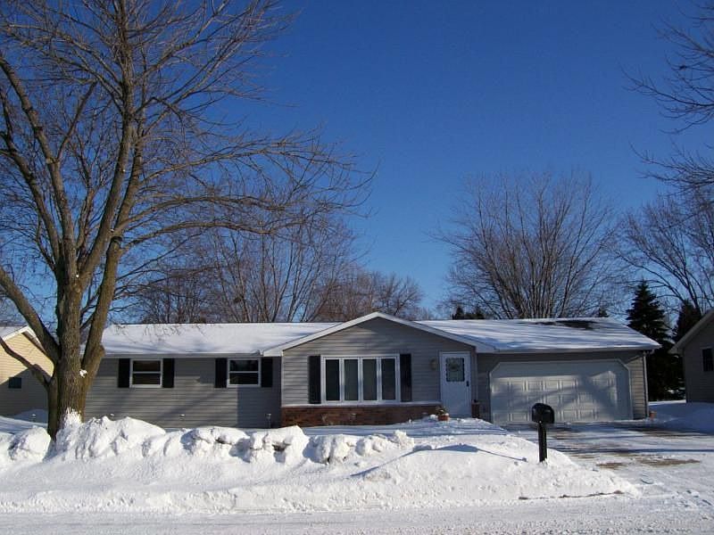 1st image of 332 Laverne Dr