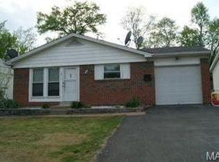 7817 Benmore St, Saint Louis, MO 63123