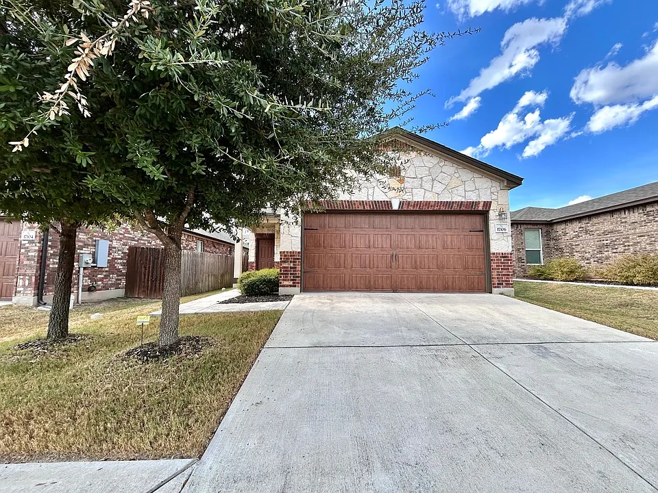 17106 Gibbons Path