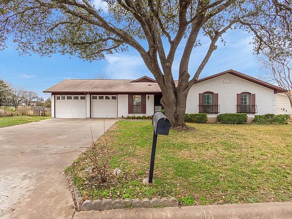 2nd image of 3100 Blue Ridge Dr