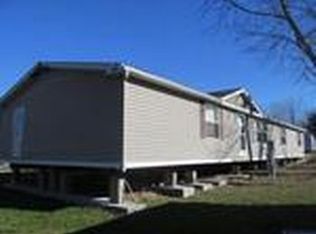 29 Petersburg Ln, West Chester, OH 45069