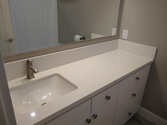 5th image of 170 Larkspur Plaza Dr
