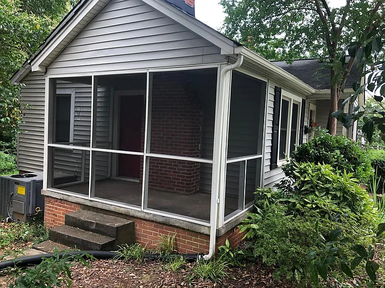 16 Hawthorne Ln — Photo 5