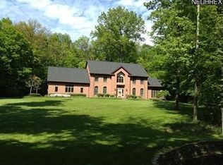 200 Stonecreek Ln NE, Warren, OH 44484