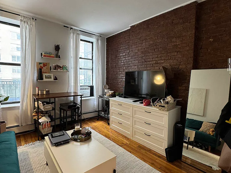 1450 1st Ave #3RN — Photo 3