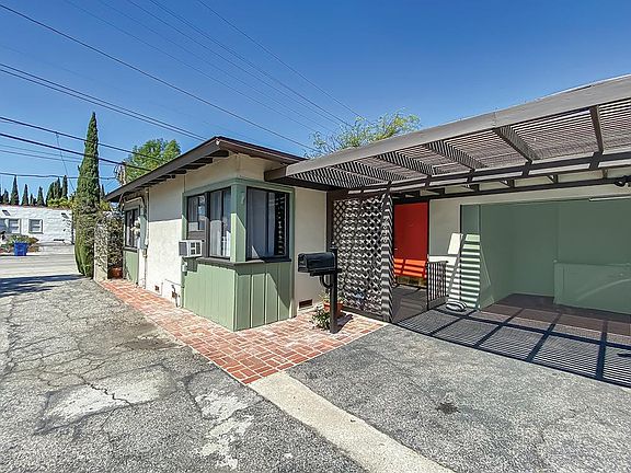 2nd image of 2836 W Silver Lake Dr