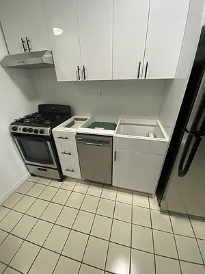 Rented by Oxford Property Group | media 10