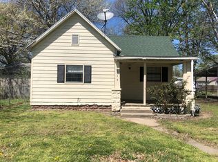 1014 W 3rd St, Pittsburg, KS 66762
