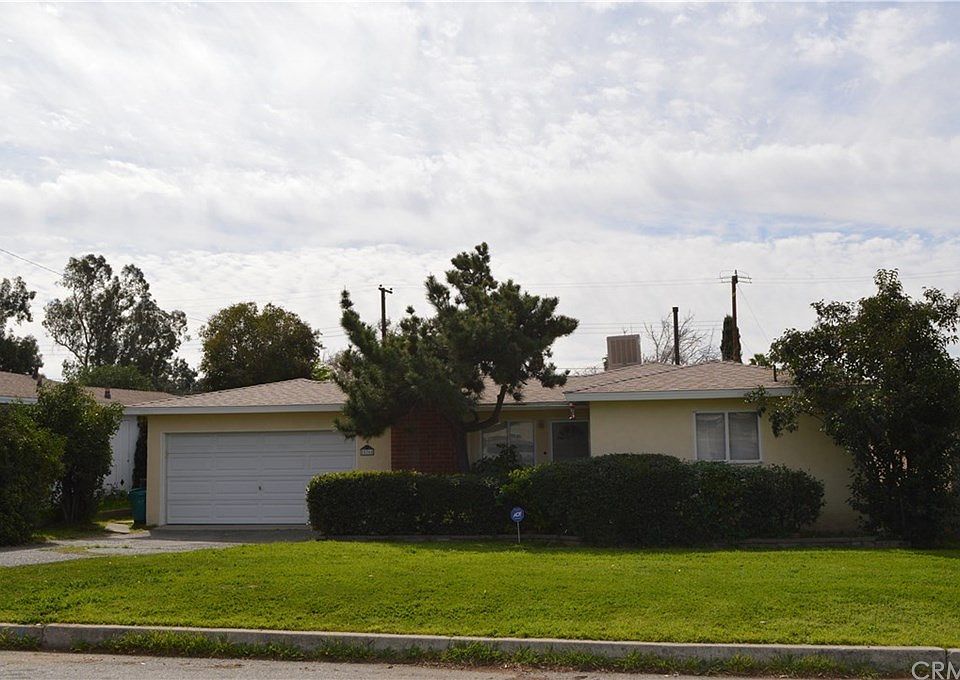 1st image of 25765 E 26th St