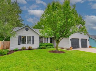 438 W Seward St, Poynette, WI 53955