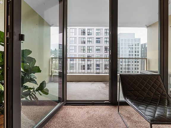 5th image of 255 SW Harrison St APT 14B